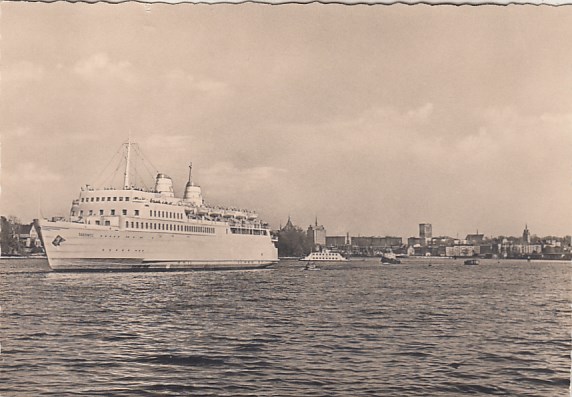 Fährschiffe Fähre Sassnitz vor Rostock 1959