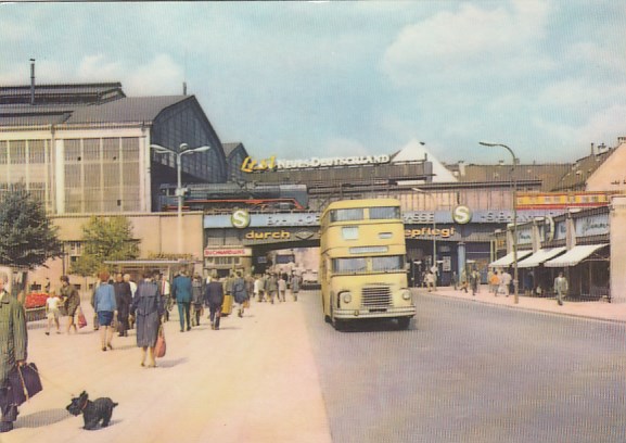 Bahnhof Friedrichstraße Berlin Mitte Autobus 1967