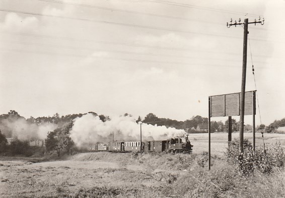 Eisenbahn Dampflokomotive Schmalspurbahn Radebeul Ost Radeburg Bahnhof Friedewald