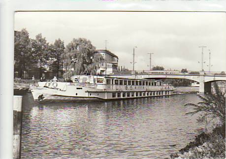 Binnenschiffe Motorschiff Aktivist in Brandenburg Havel 1980