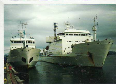 Forschungsschiff-Hochseeschiffe Prfessor Khromov and Akademik Io