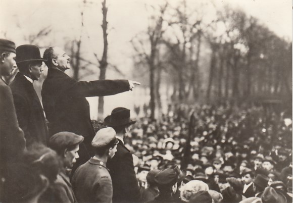 alte Ansichtskarten Bilder Berühmte Persönlichkeiten Politiker Karl Liebknecht Berlin Tiergarten