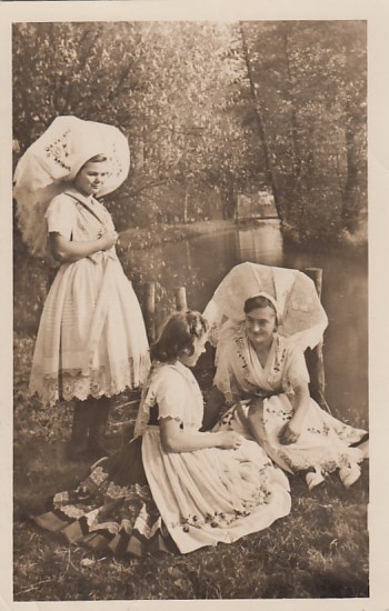 Spreewald Trachten Frauen 1953