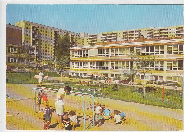 Freiberg in Sachsen Kindergarten Spielplatz 1985